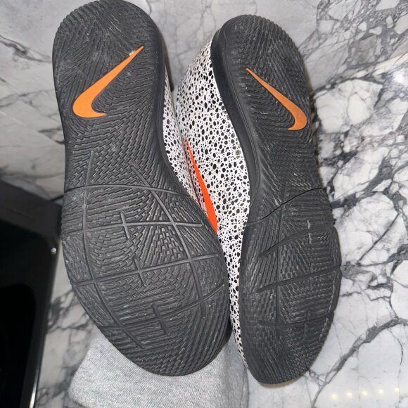 Nike CR7 x Mercurial Superfly 7 Academy Size 3 Youth Indoor Soccer - Picture 4 of 5